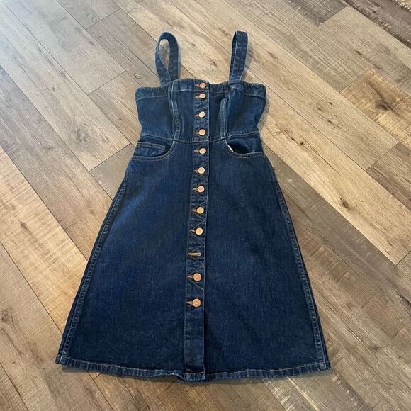 Madewell Denim
Overall Dress Matilda
Wash Size 00 - Picture 1 of 6